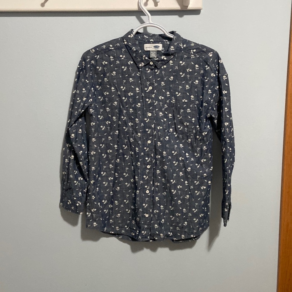 Like New Condition Girl’s Old Navy Boyfriend Denim Floral Button Up, Size XL(14)